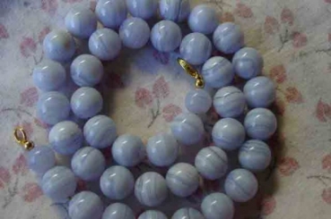 Edelsteinkette aus Chalcedon,  ca 8,5 mm