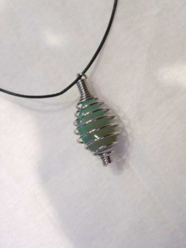 Gr�ner Stein in Spirale