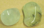 Prehnit Edelstein poliert